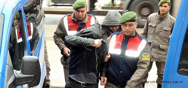 Defineciler yakayı ele verdi