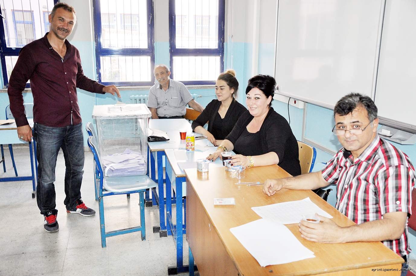 İki mahallede iki seçim