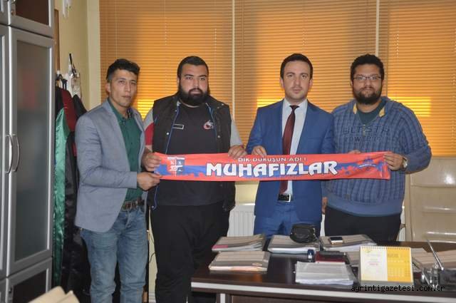 YUNUS EROL’DAN GÖSTERİYE DESTEK 