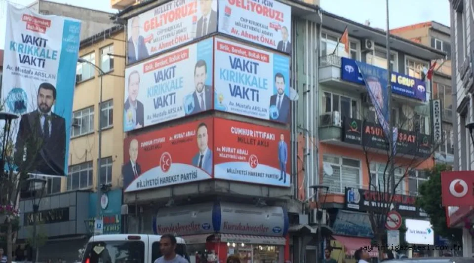 ŞEHRİN DEMOKRASİ KÖŞESİ