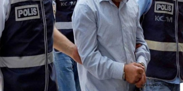 13 öğretmen gözaltına alındı