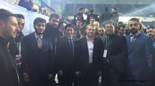 AK Gençlik’ten kongreye yoğun katılım