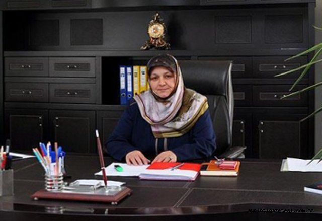 Başörtüsünden ihraç edilen öğretmen, okul müdürü oldu