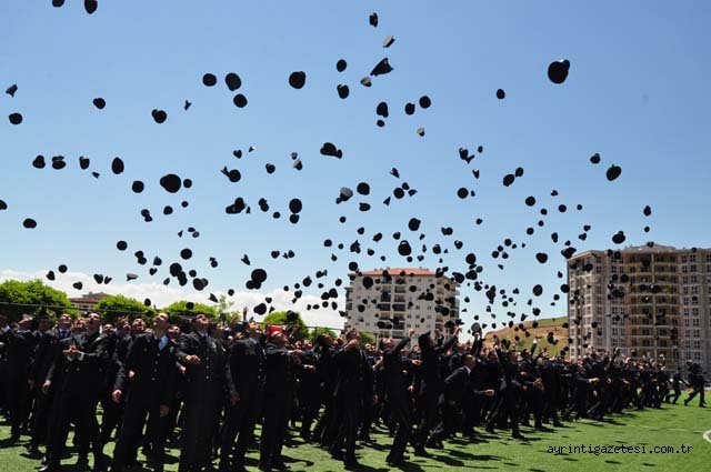 Çakı gibi polis oldular