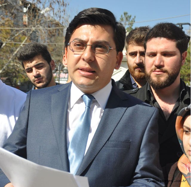 Gençlik Kolları yeni anayasa maddelerini Kılıçdaroğlu’na gönderdi