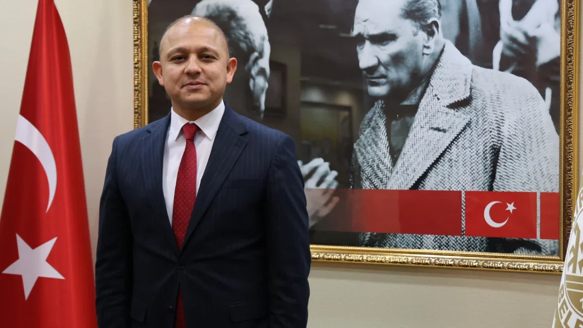 Önal Durmuyor: Eğitime Destek Sürüyor - 1