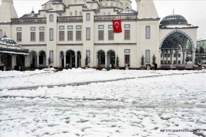 İŞÇİ VAR TEMİZLEYEN YOK