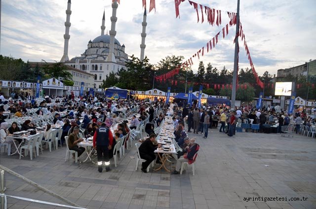 Kırıkkale kardeşlik iftarında buluştu