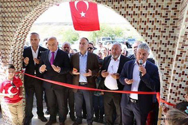 Oğlu İçin Mescit ve Çeşme Yaptırdı