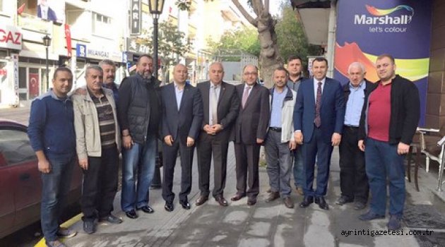 Özlük’ten adaylara kahvaltı