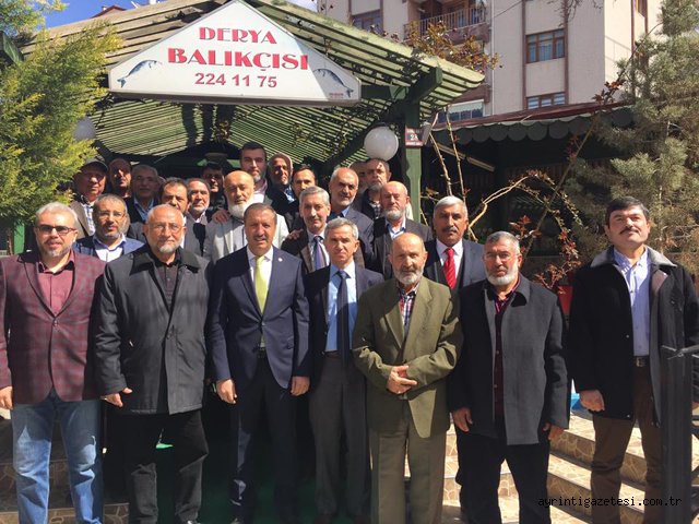 Referandum siyasetin üstünde