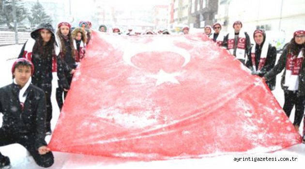 Sarıkamış şehitler anısına yürüyüşü düzenlendi