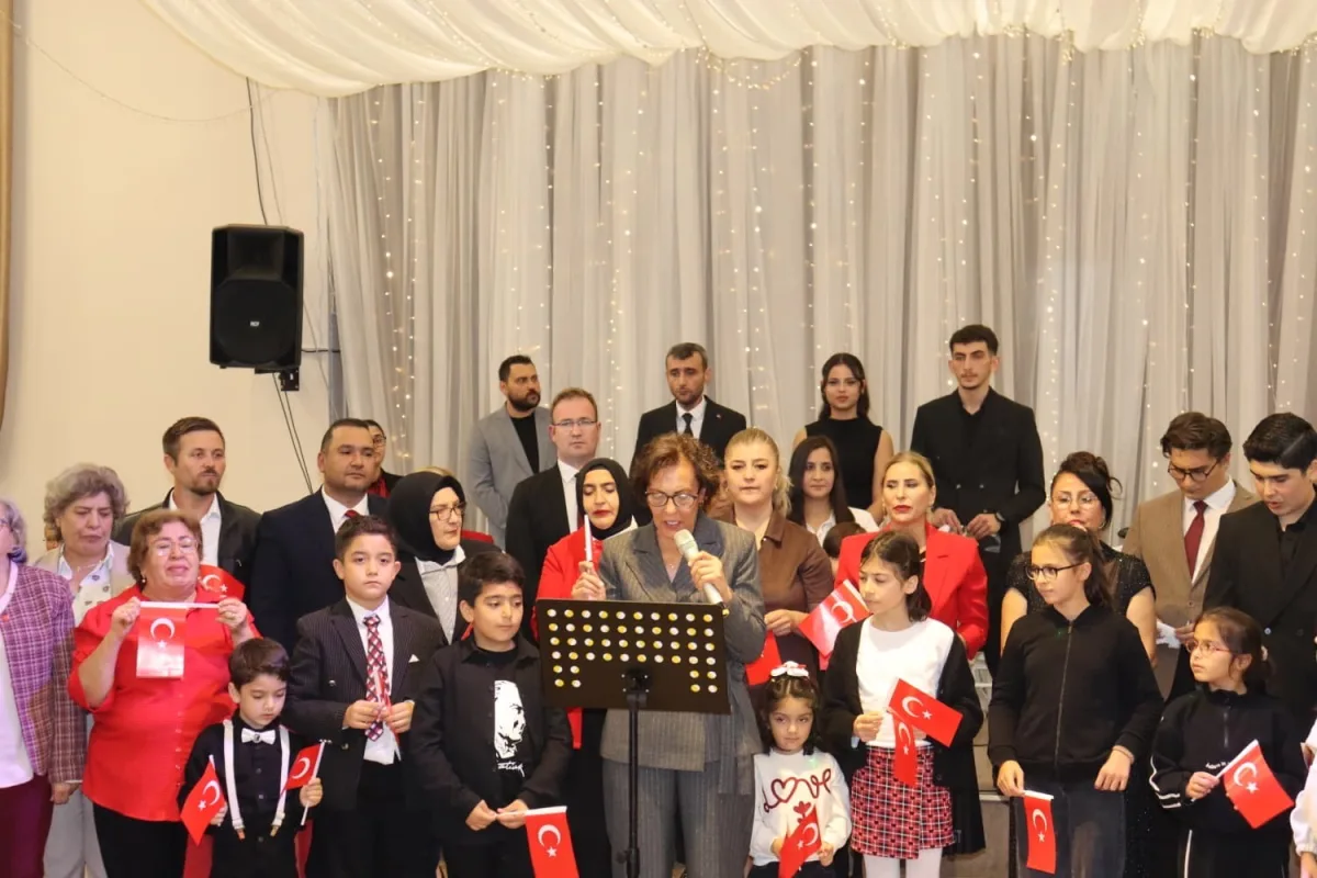 KIRIKKALE'DE CUMHURİYET COŞKUSU: KASABA KÜLTÜR SANAT'TAN GÖRKEMLİ BALO - 2