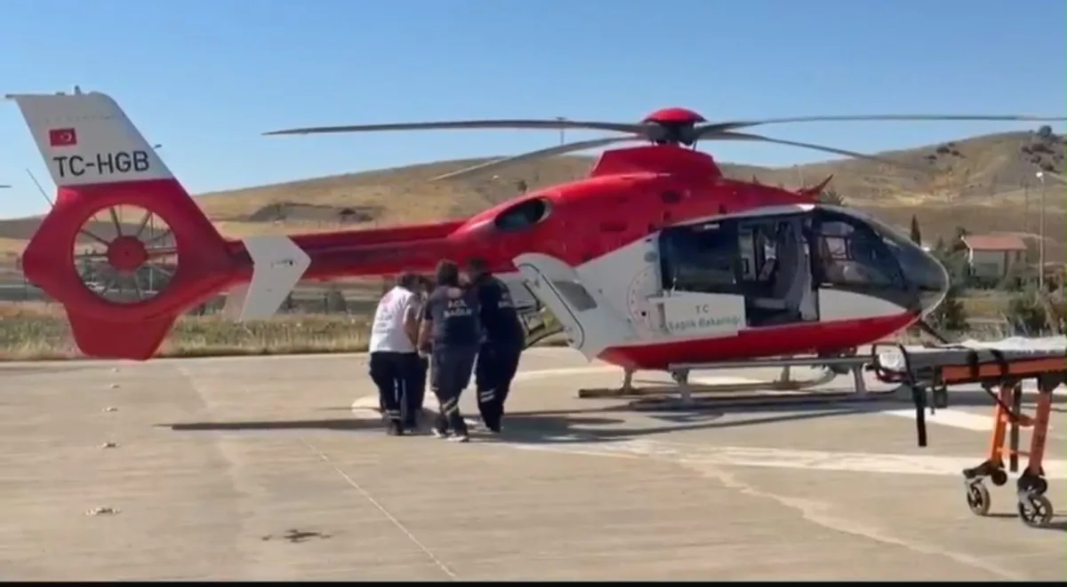 Kırıkkale 112 Seferber Oldu: İki Çocuk Ankara’ya Helikopterle Sevk Edildi - 3