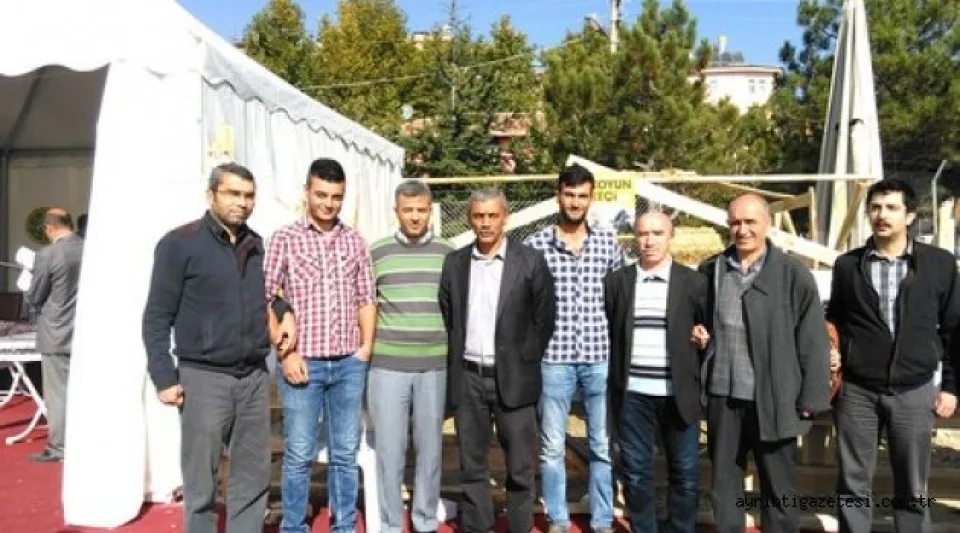 Keskinli çiftçiler Niğde Tarım Fuarı’na gitti