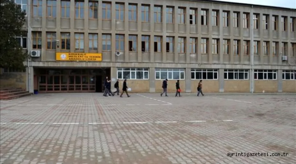 MÜZE Mİ OKUL MU KAVGASI 
