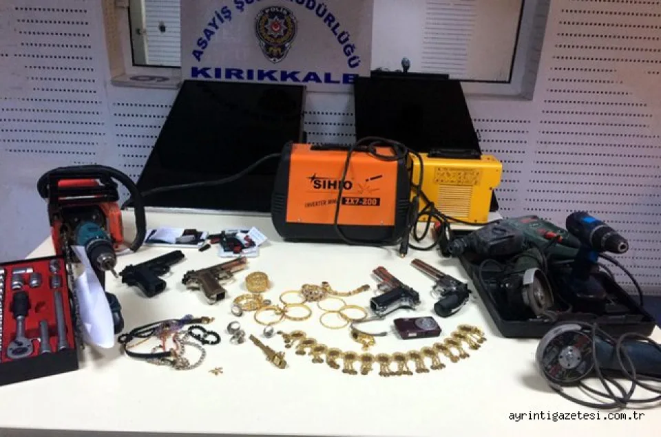 Kardaki ayak izleri ele verdi