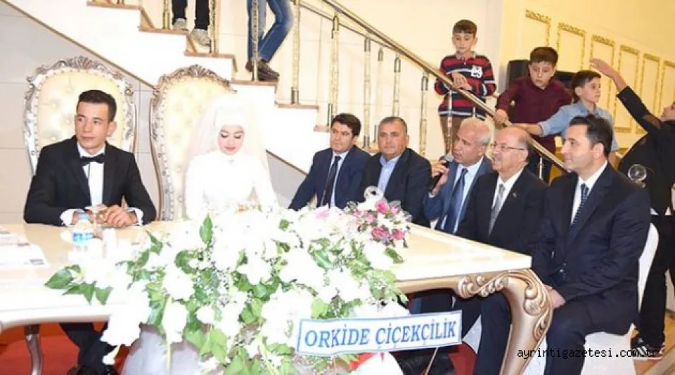 Vural ailesinden görkemli düğün 