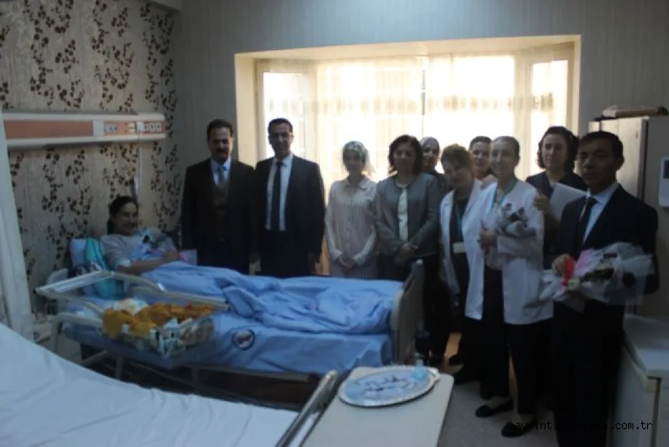 Bebeğinizi en az 6 ay emzirin