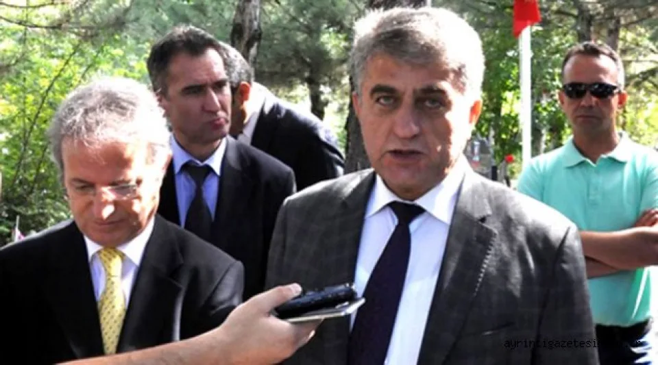 Dualarla anıldı 