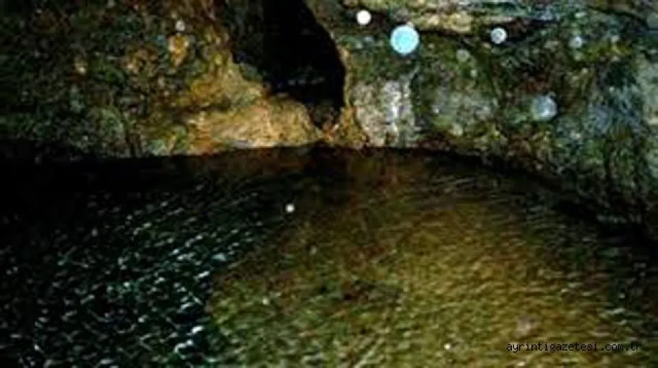 Sulu mağara ilgi odağı oldu