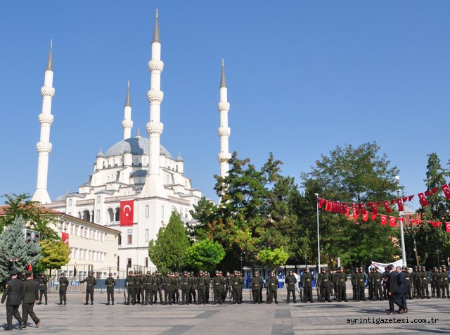 Tarih sayfasında vatan haini olarak yerlerini almışlardır